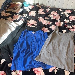 Set of 4 tank tops